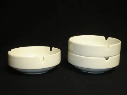 CHINAWARE ROUND ASHTRAY  1 e305_ash_tray